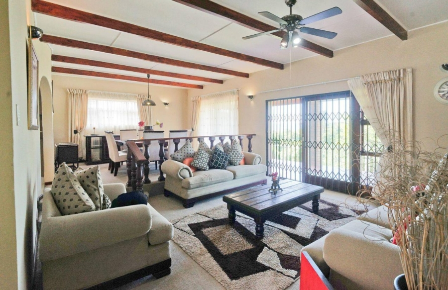 5 Bedroom Property for Sale in Baysville Eastern Cape